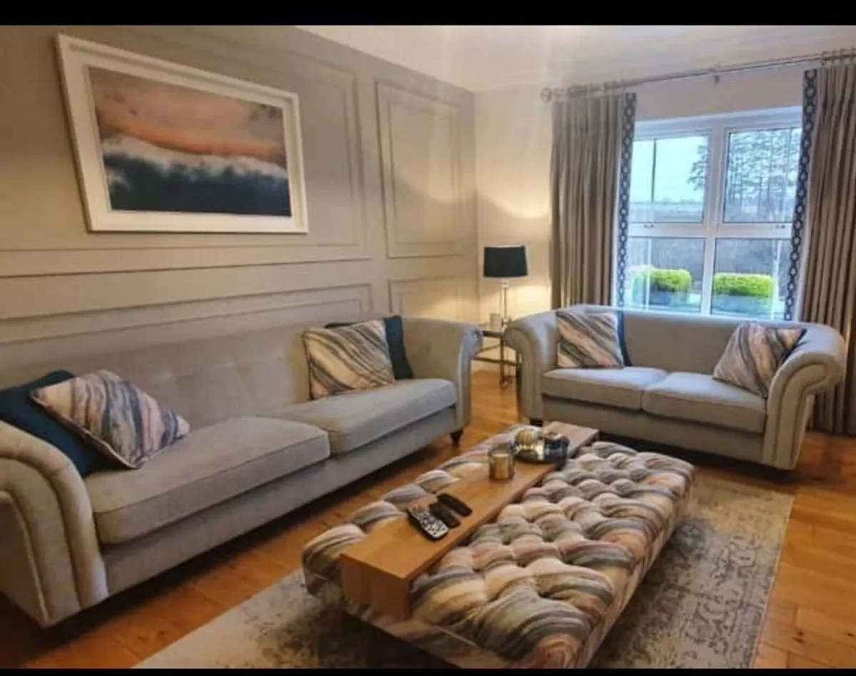Living room furniture - Image 1