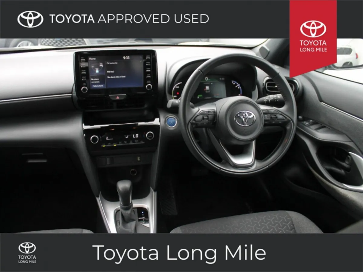 Toyota Yaris Cross 1.5 Hybrid Luna Sport Bi -Tone - Image 4