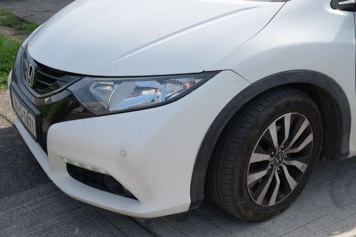 2014 Honda Civic - Image 2