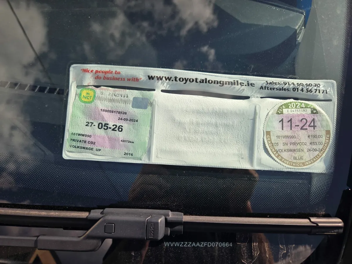 2016 Volkswagen UP - Image 2