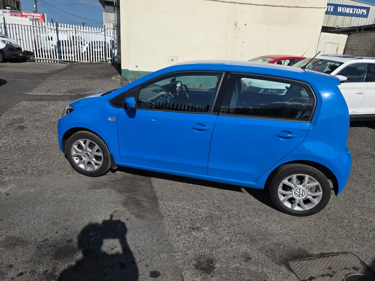 2016 Volkswagen UP - Image 3