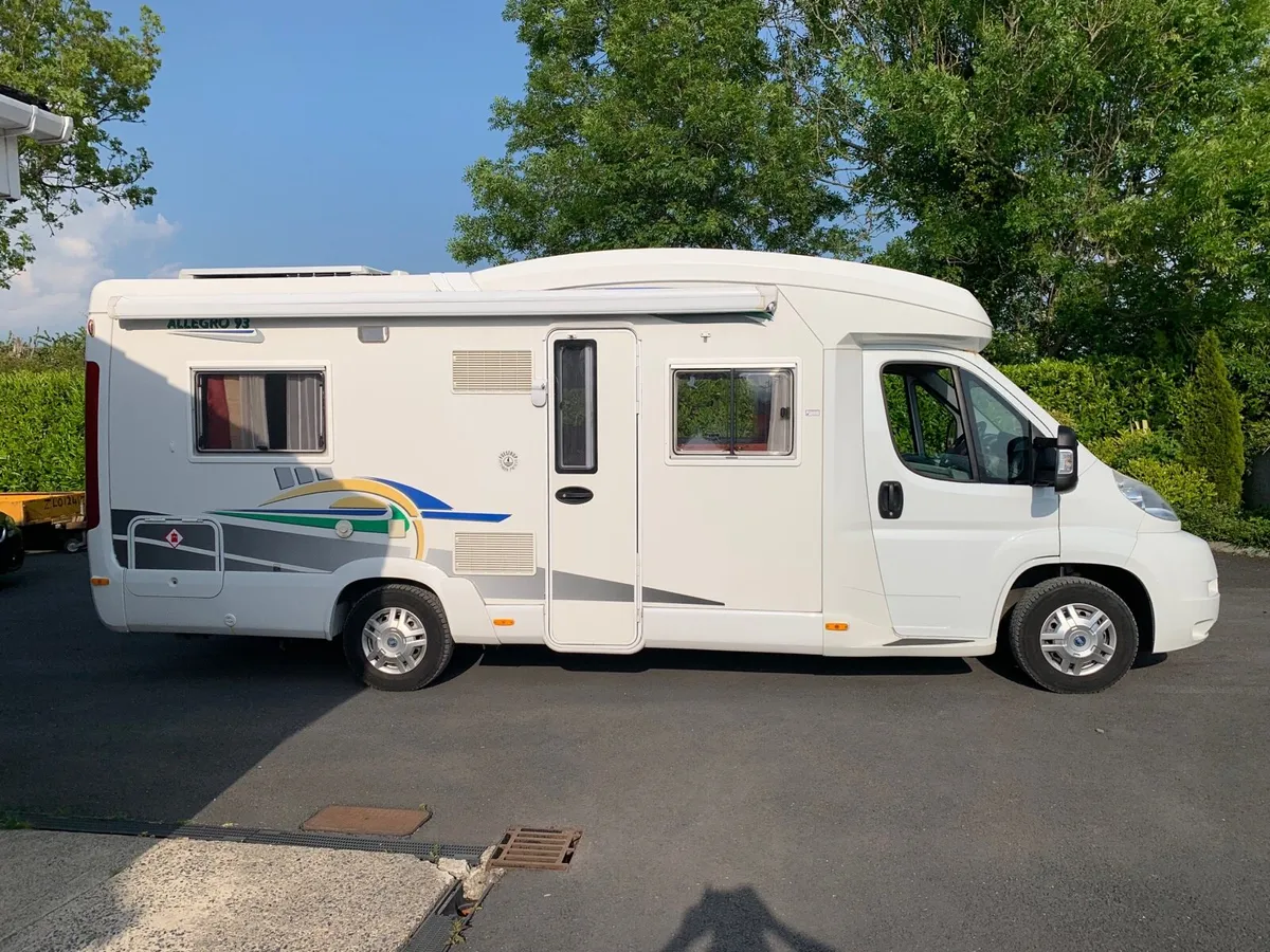 Motorhome - Image 4