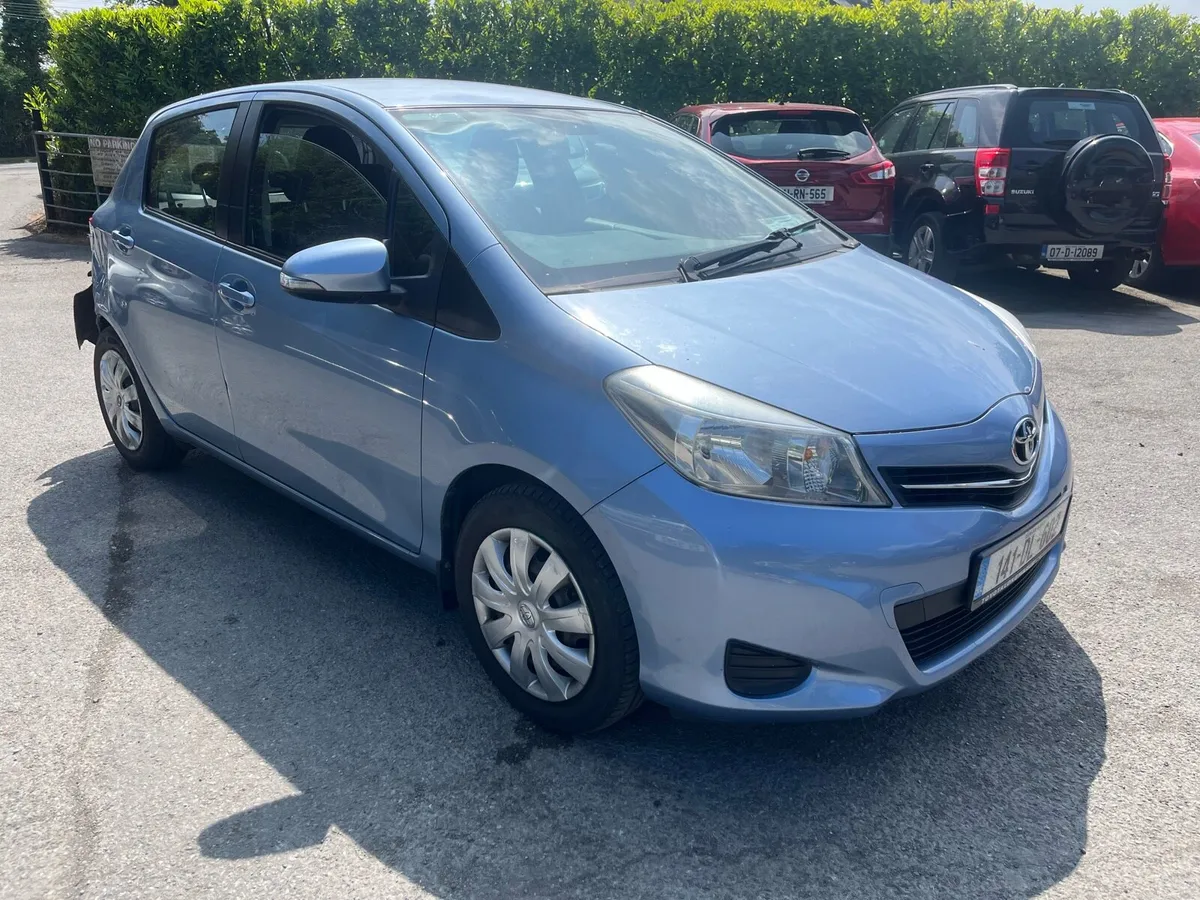 2014 Toyota Yaris 80km - Image 1