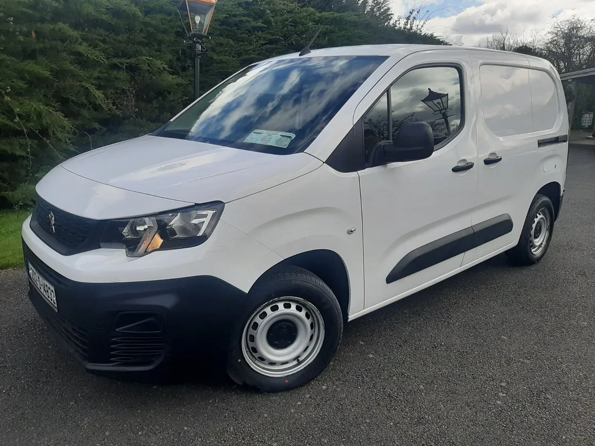 Peugeot Partner 1.5 Hdi  3 SEATS  2020 - Image 1