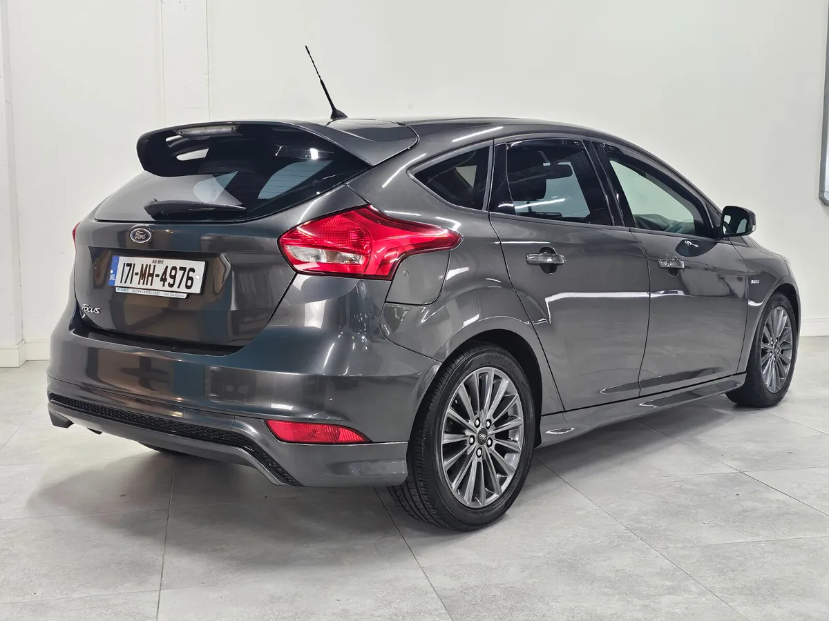 2017 Ford Focus 1.5 Tdci ST-Line 120 - Image 4