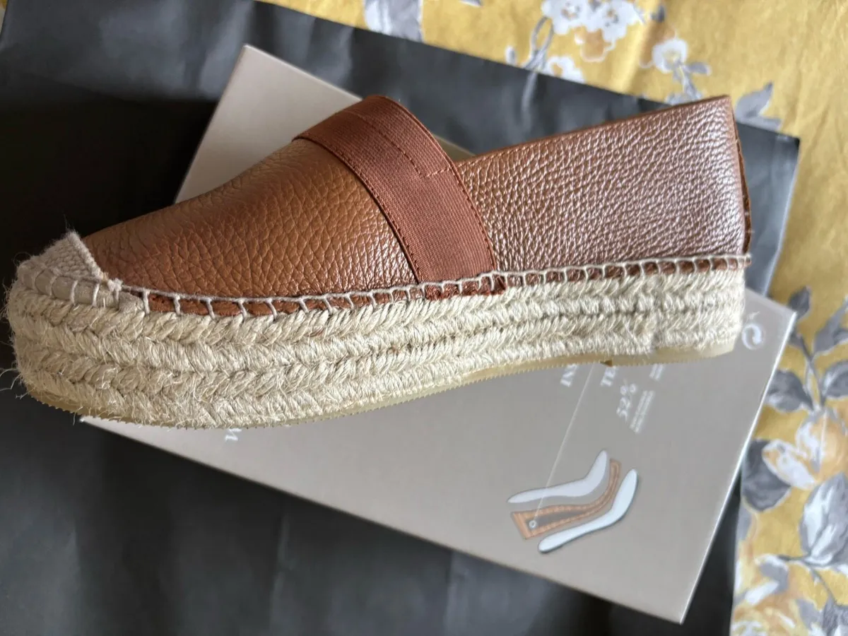 Viguera Tan flatform espadrilles - Image 1
