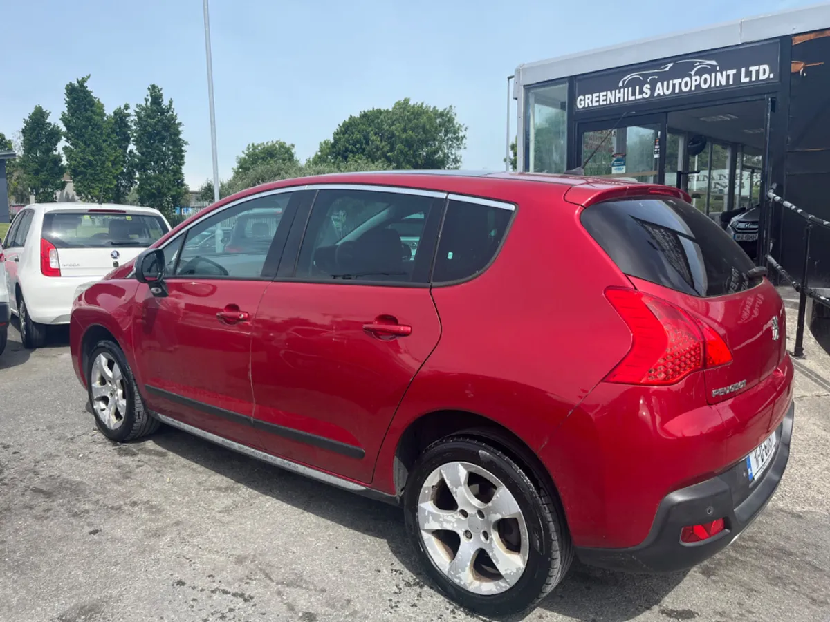 Peugeot 3008 2011 - Image 2