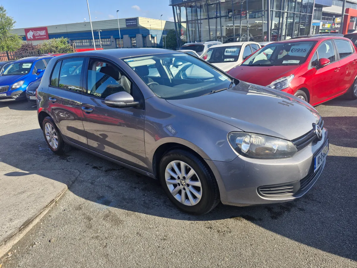 Volkswagen Golf 2010 - Image 3