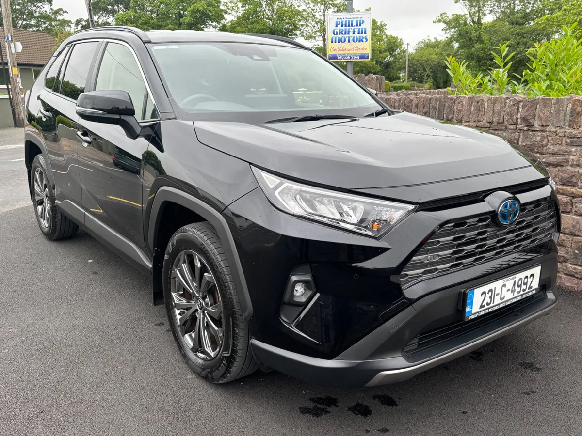 Toyota RAV4 Hybrid SOL, One owner,only 36000kms - Image 2