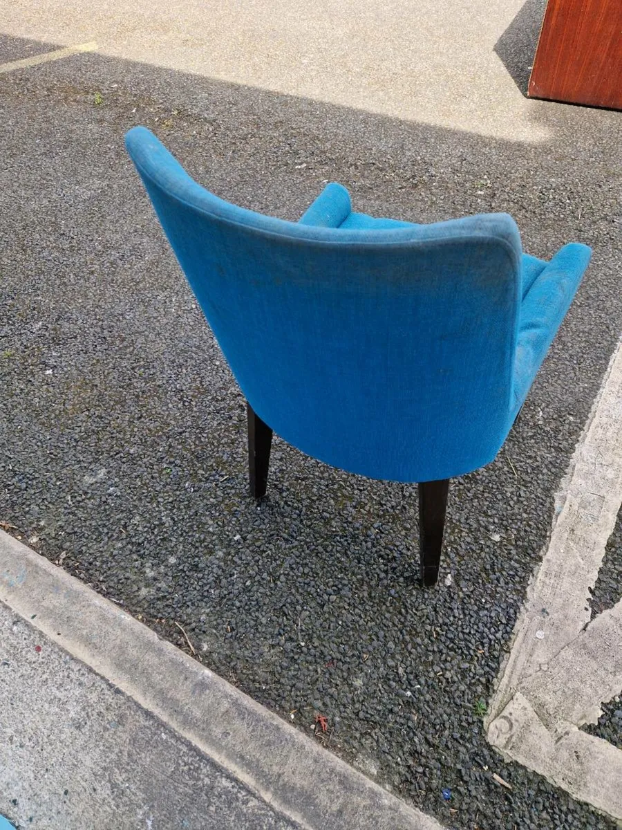 Pub Tub Chair - Image 4
