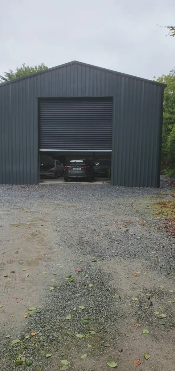 Sheds & garages - Image 4