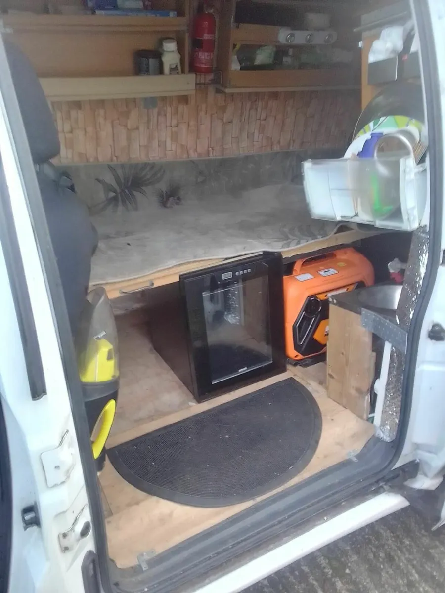camper - Image 2