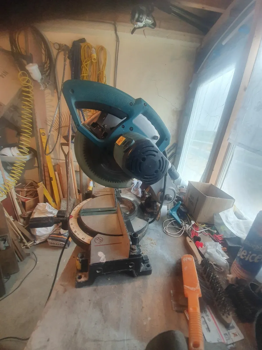 Makita chop saw 110v - Image 4