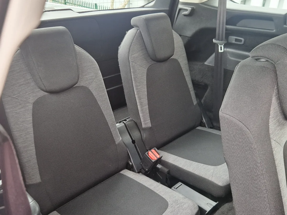 Citroen Grand C4 Picasso  7 Seat TOUCH EDITION BLU - Image 4