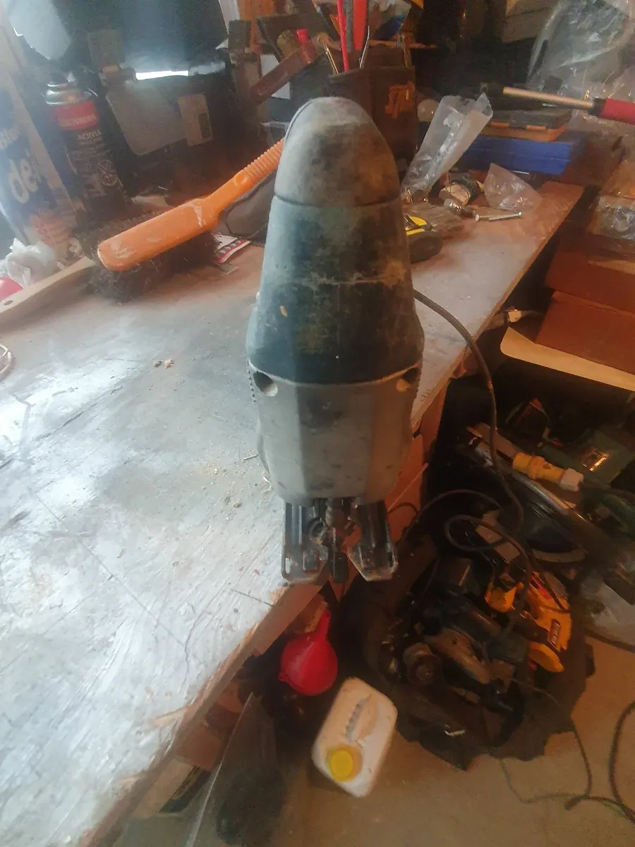 Bosch jigsaw sds 110v - Image 3