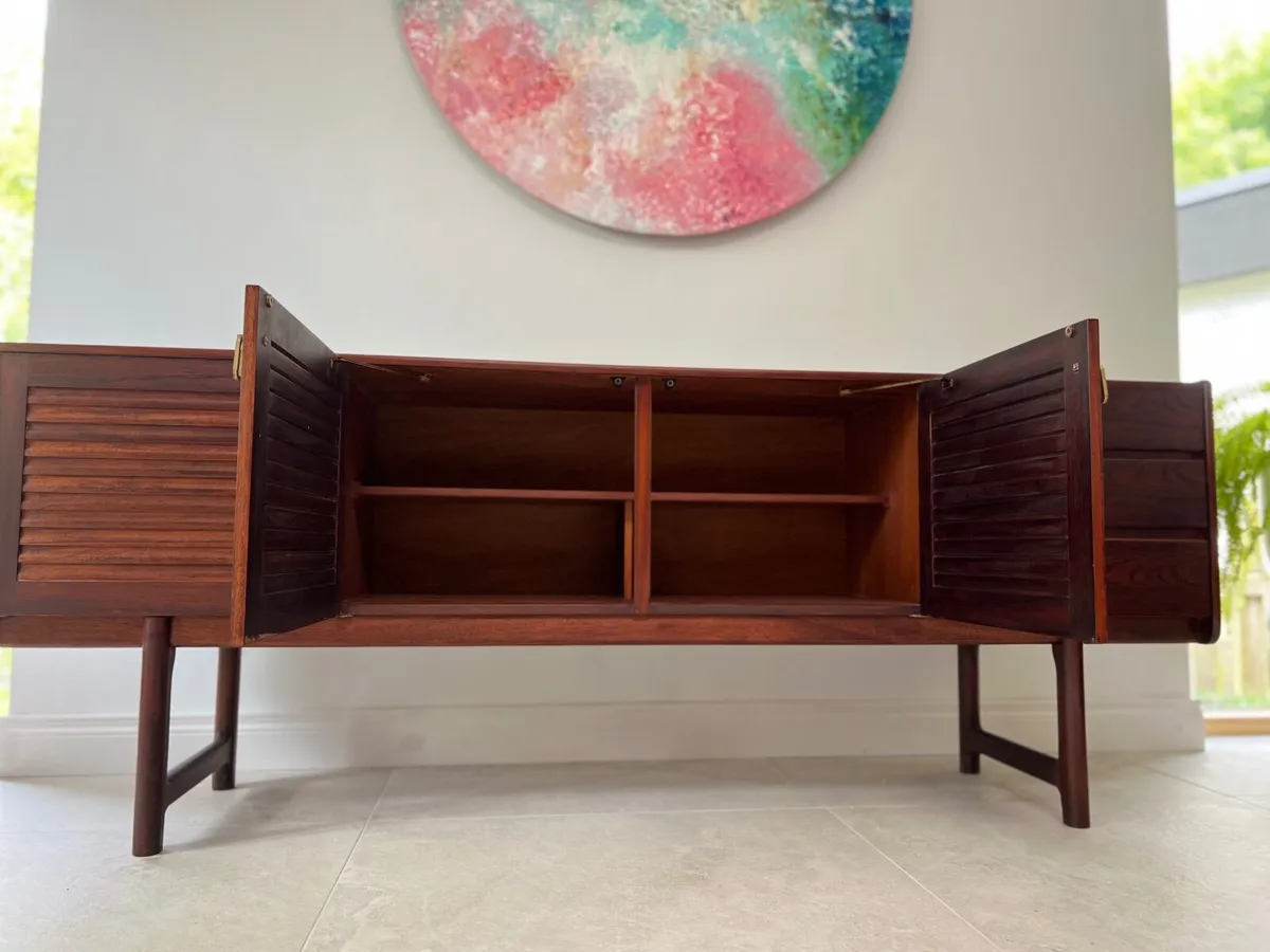 Mid century rosewood Mcintosh Sideboard retro - Image 3