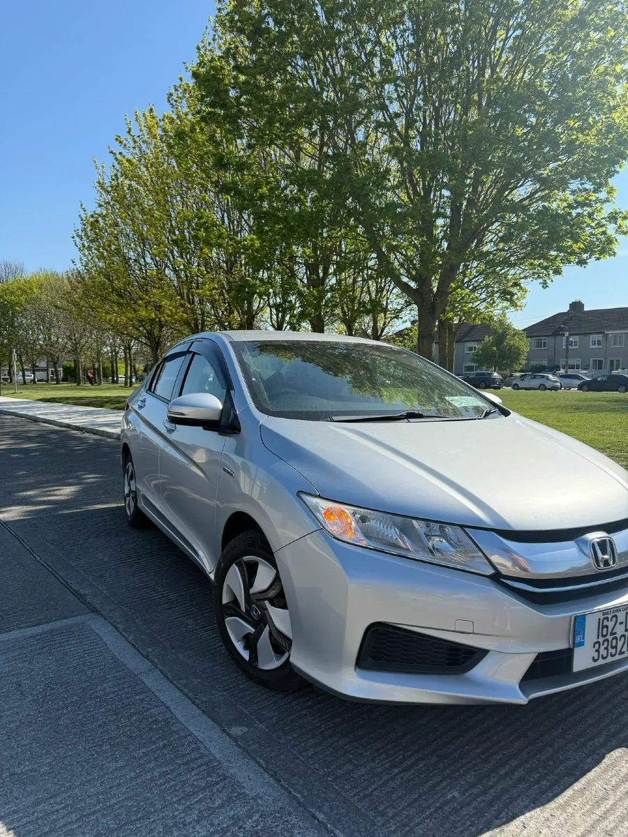 Honda City Grace Auto Hybrid 2016 - Image 3