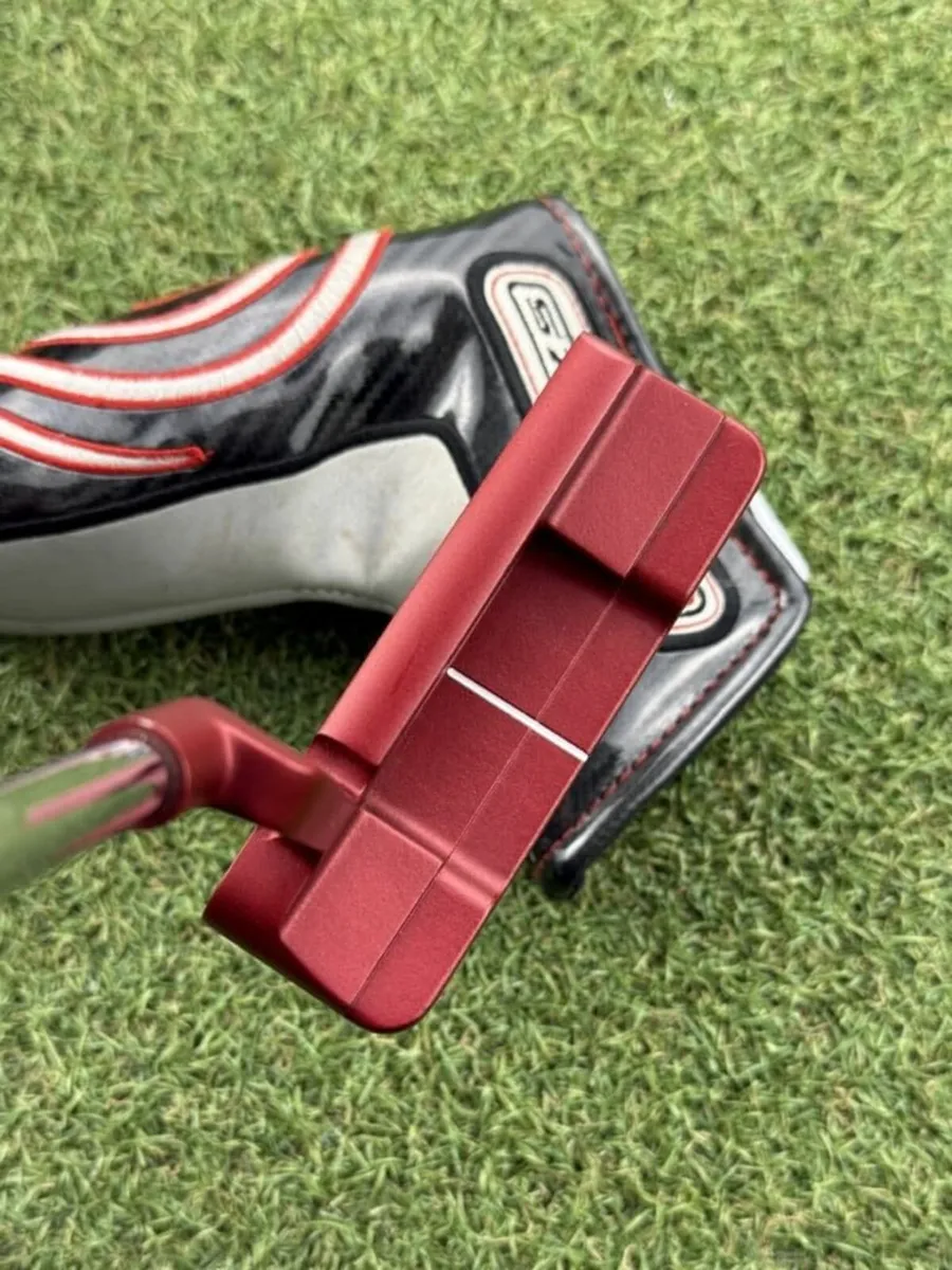 ODYSSEY O WORKS RED TANK 1 PUTTER / 38″ - Image 4