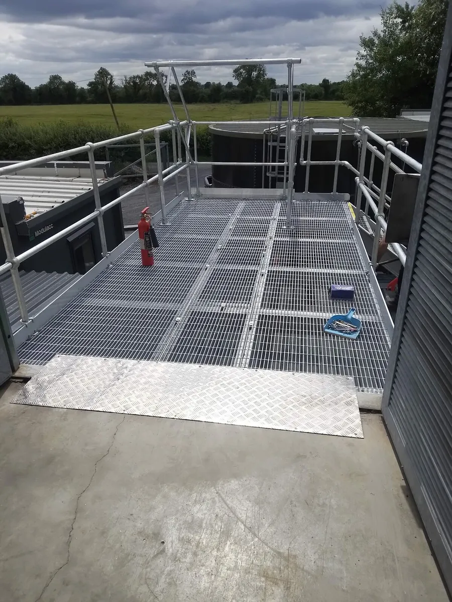 Staircase, Platforms, Railings - Image 1