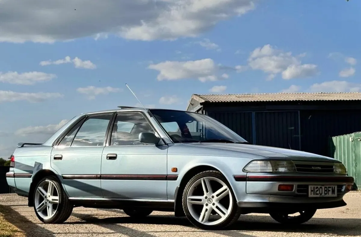 1991 Toyota Carina II 1.6 GL Saloon Auto - Image 3