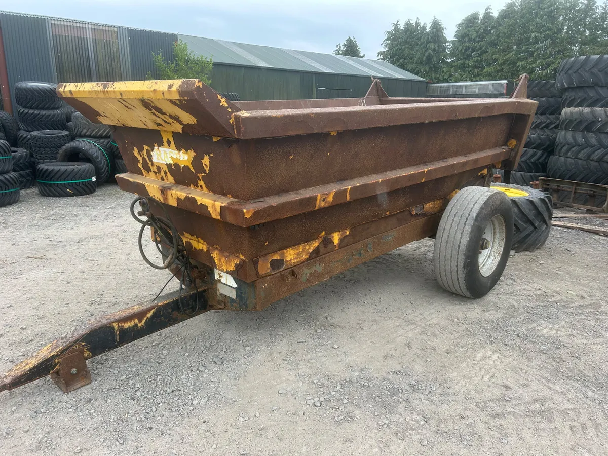 Chieftain dump trailer - Image 1