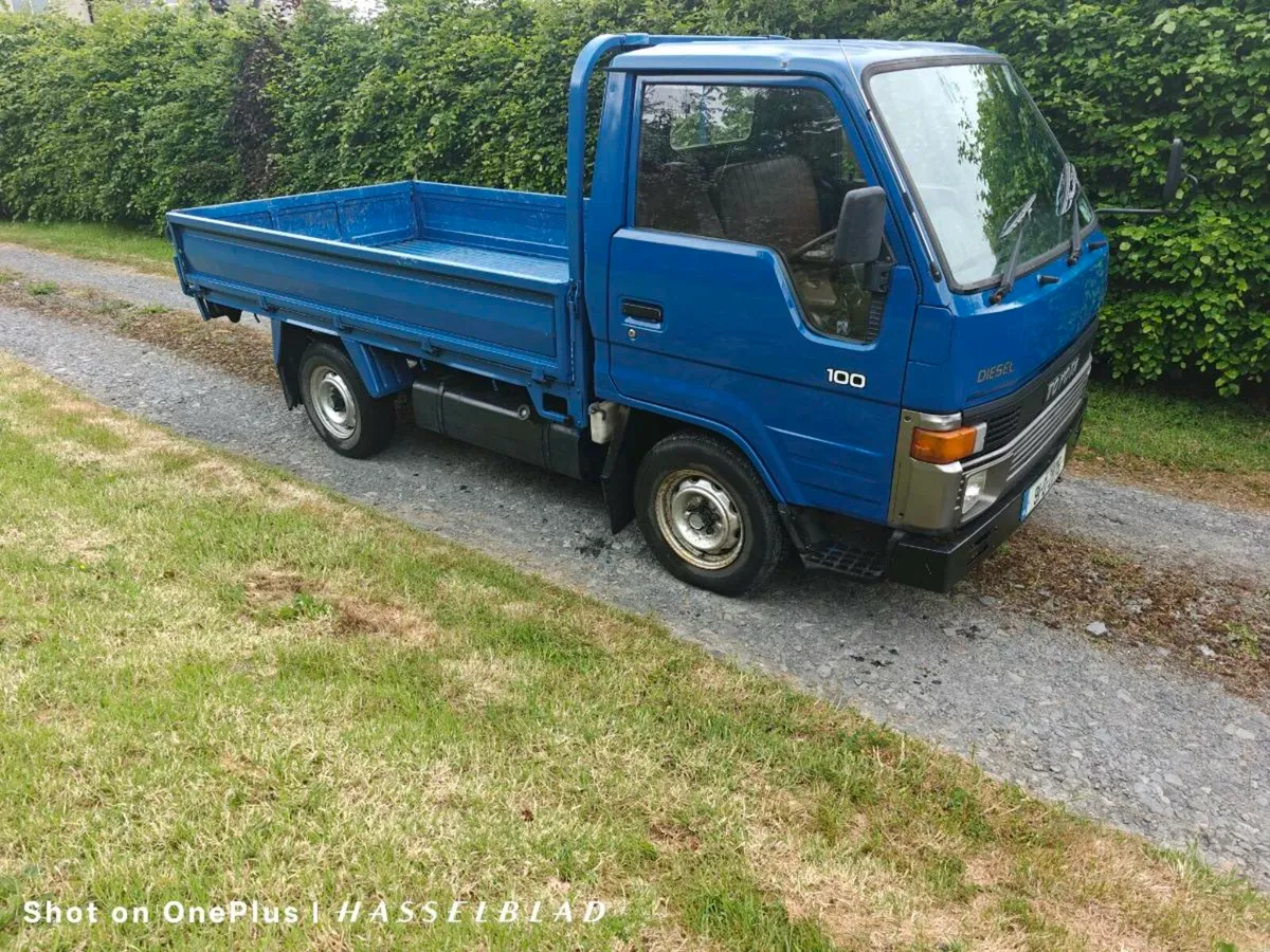 Toyota dyna 100 - Image 2