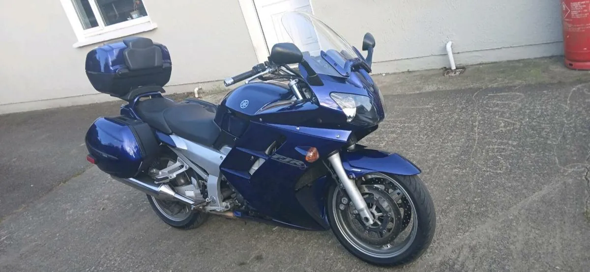 2005 Yamaha FJR Low mileage - Image 2
