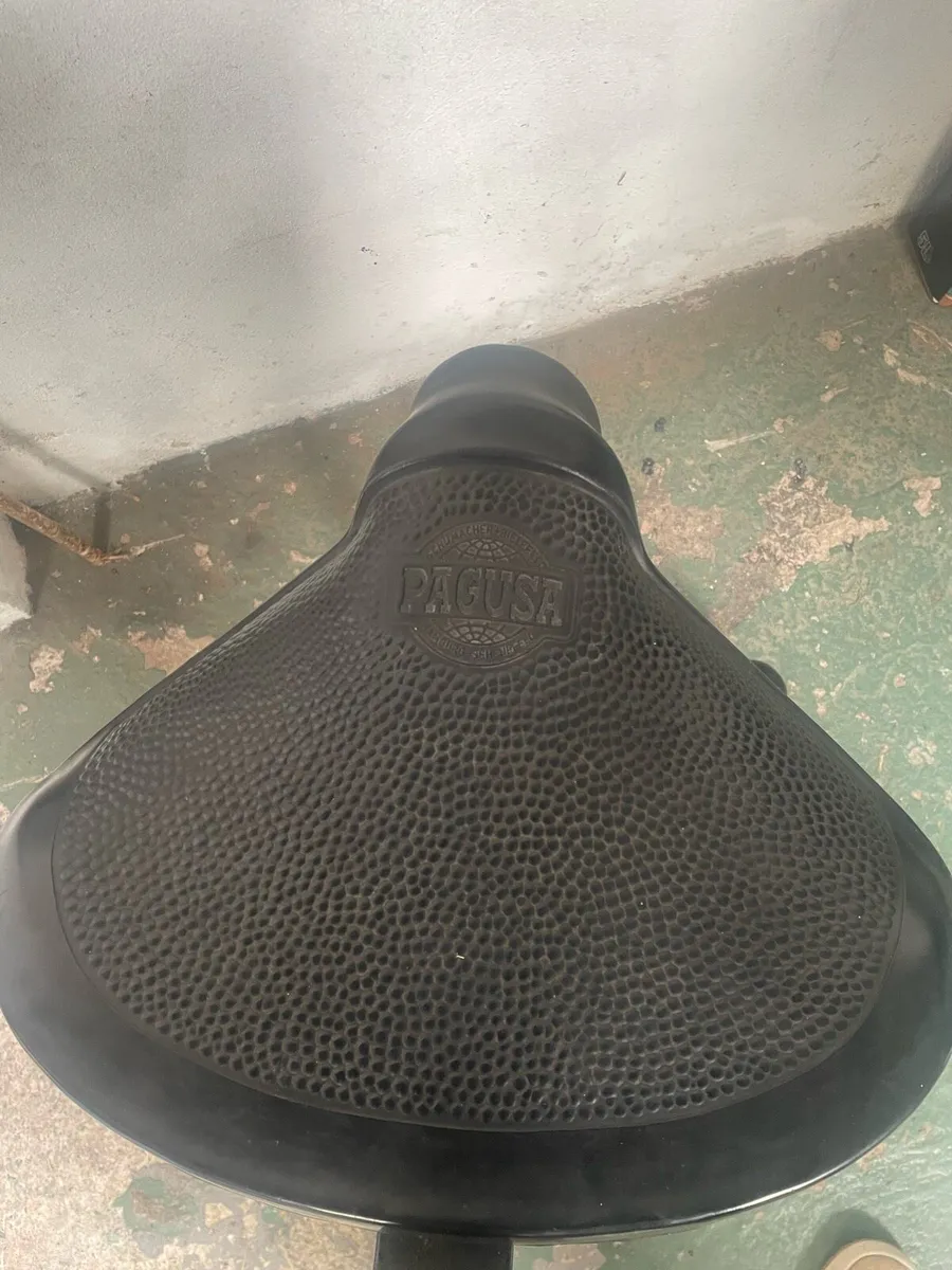 Pugusa Saddle Stool Rare Stool - Image 3