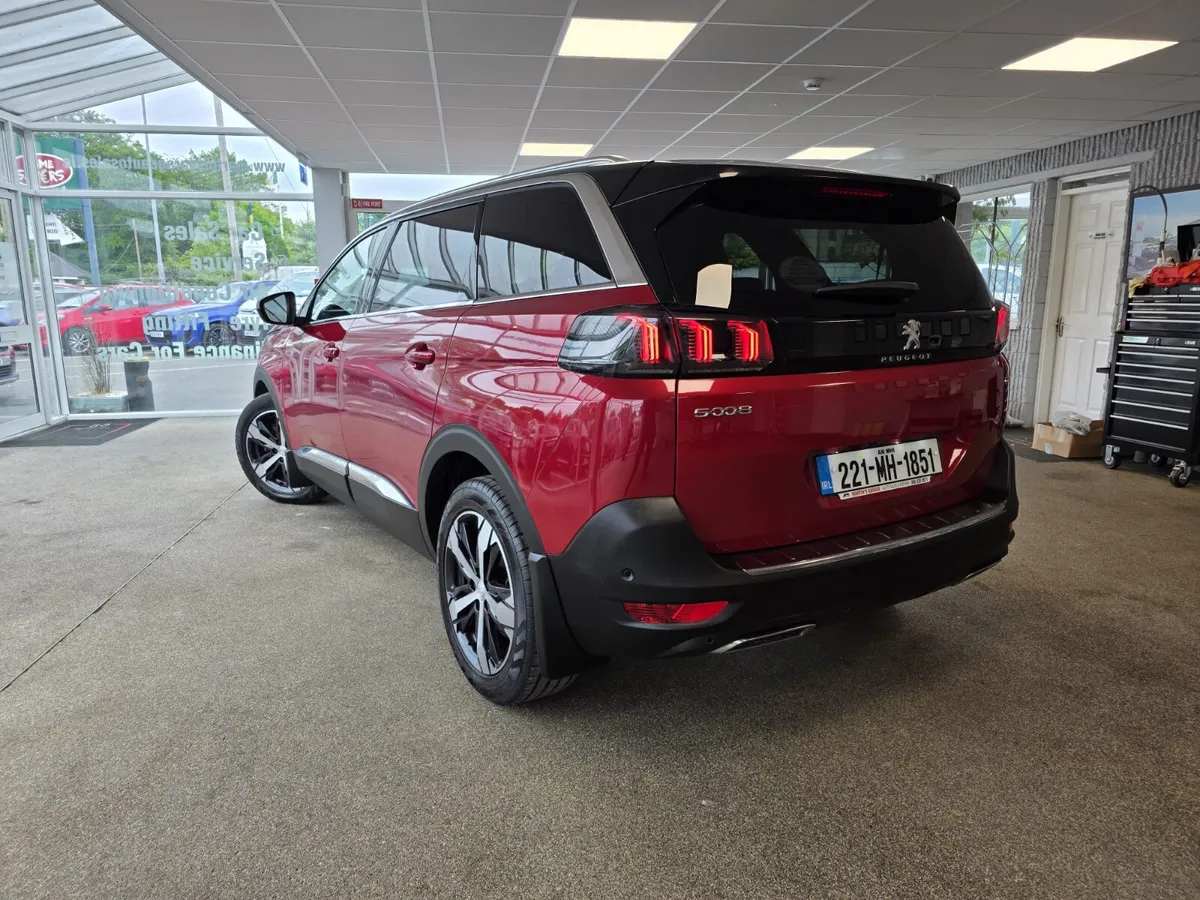 Peugeot 5008 FL GT Line 1.5 Blue Hdi 2022 - Image 3