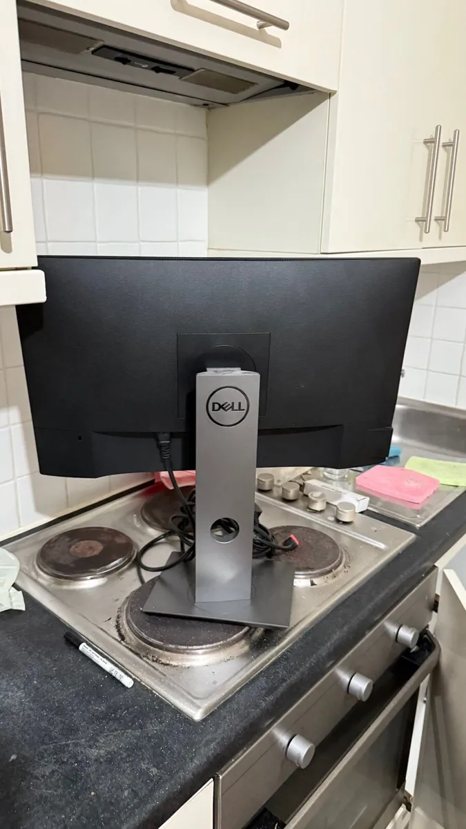 Dell Monitor 23 “ - Image 2