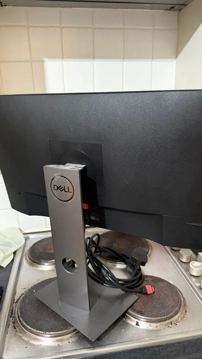 Dell Monitor 23 “ - Image 3