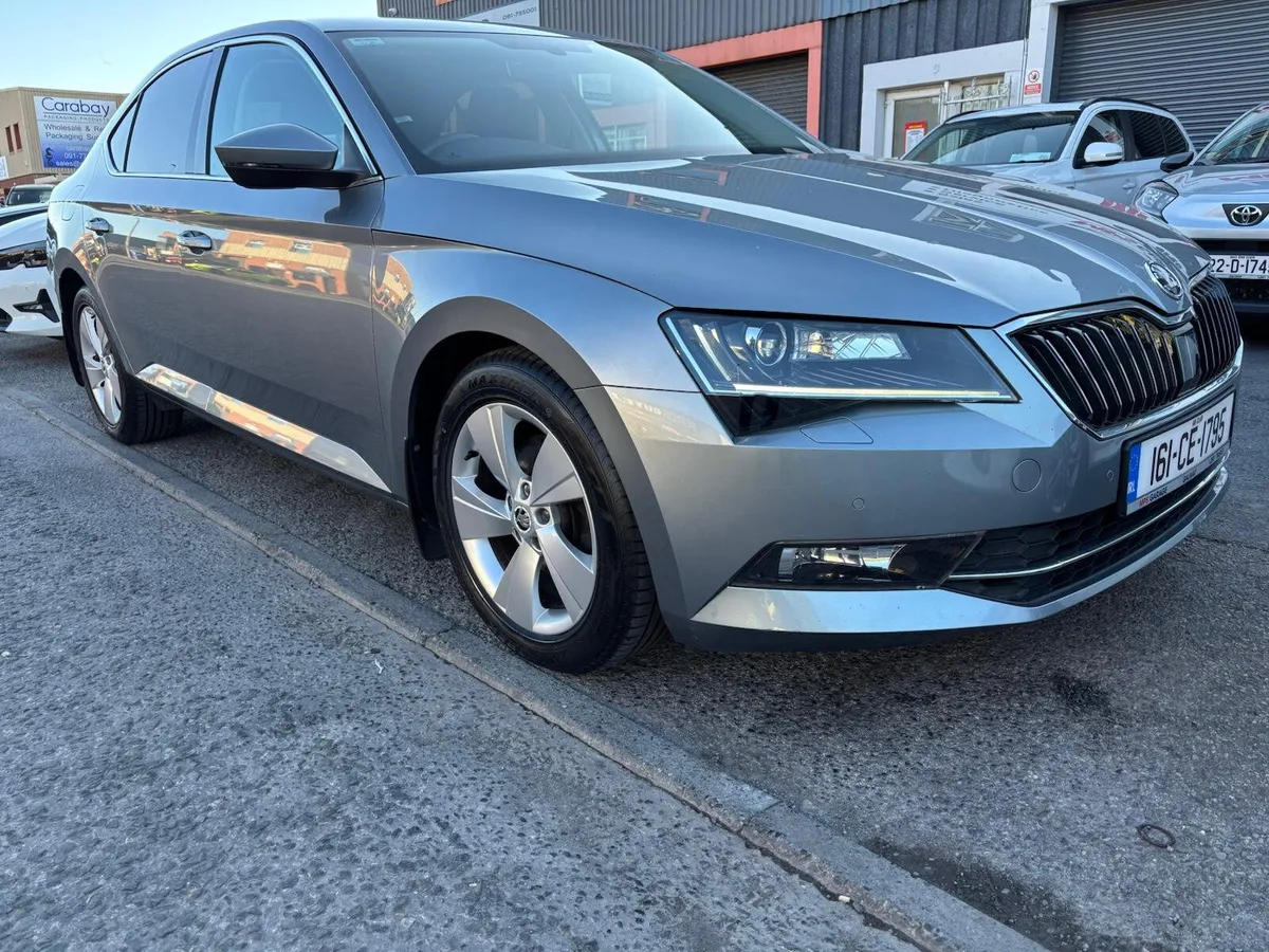 2016 Skoda Superb Style 1.6 TDI 120BHP - Image 2