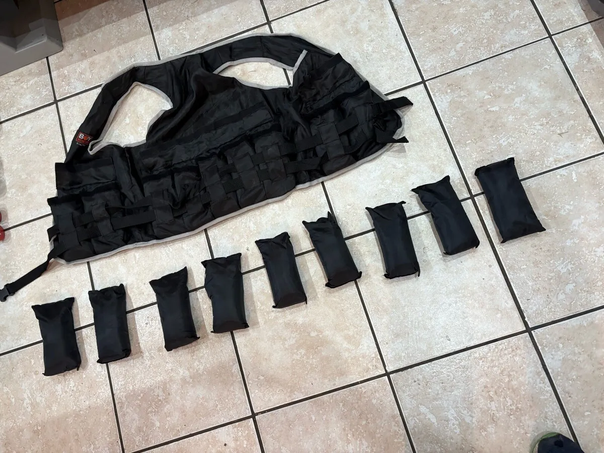 WEIGHTED VEST, DUMBBELLS AND REEBOK GYM STEP - Image 2