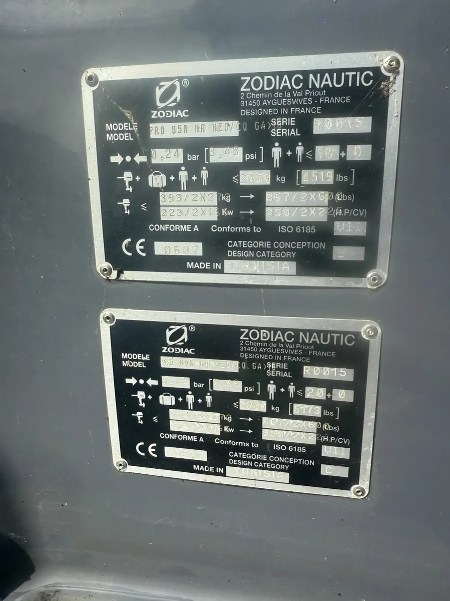 Zodiac Pro 850 with Yamaha Twin 250 HP Outboard - Image 2