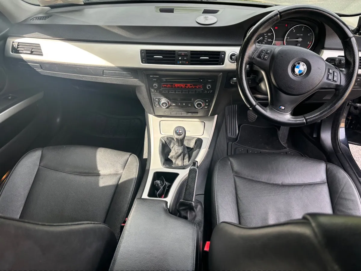 BMW 3-Series 2008 NCT 02/26 - Image 4