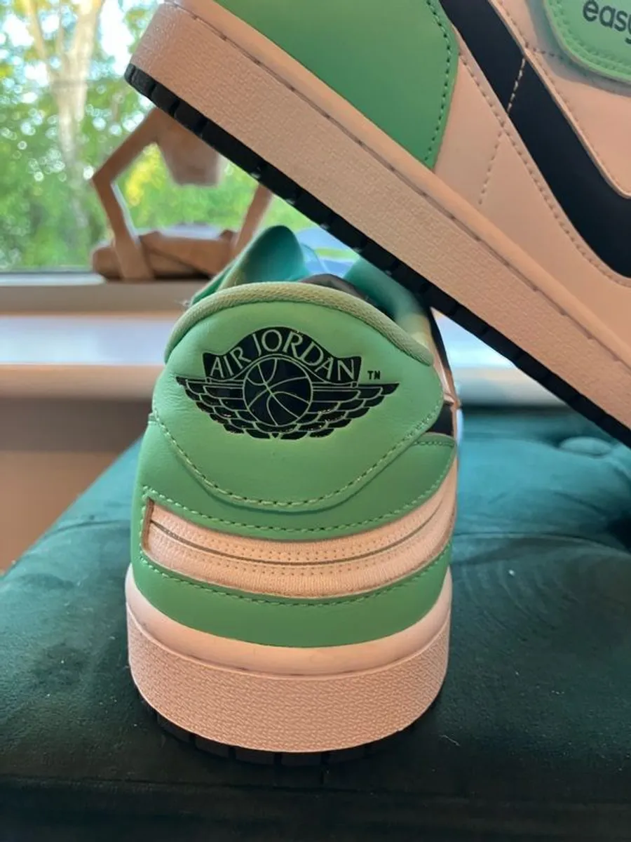 Nike Jordan 1 low easyon  UK 10 - Image 3