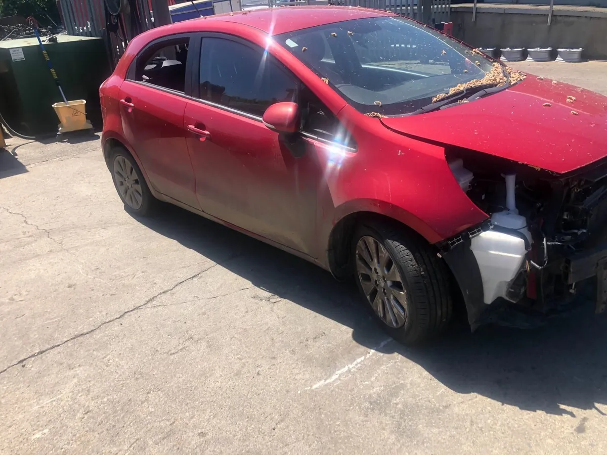 2012 KIA RIO 1.4 dsl (for parts only) - Image 4
