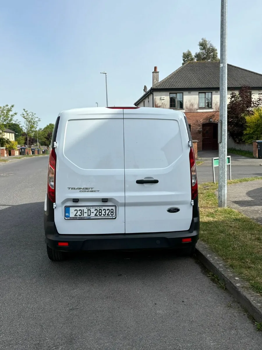 Ford Transit Connect 2023 - Image 4