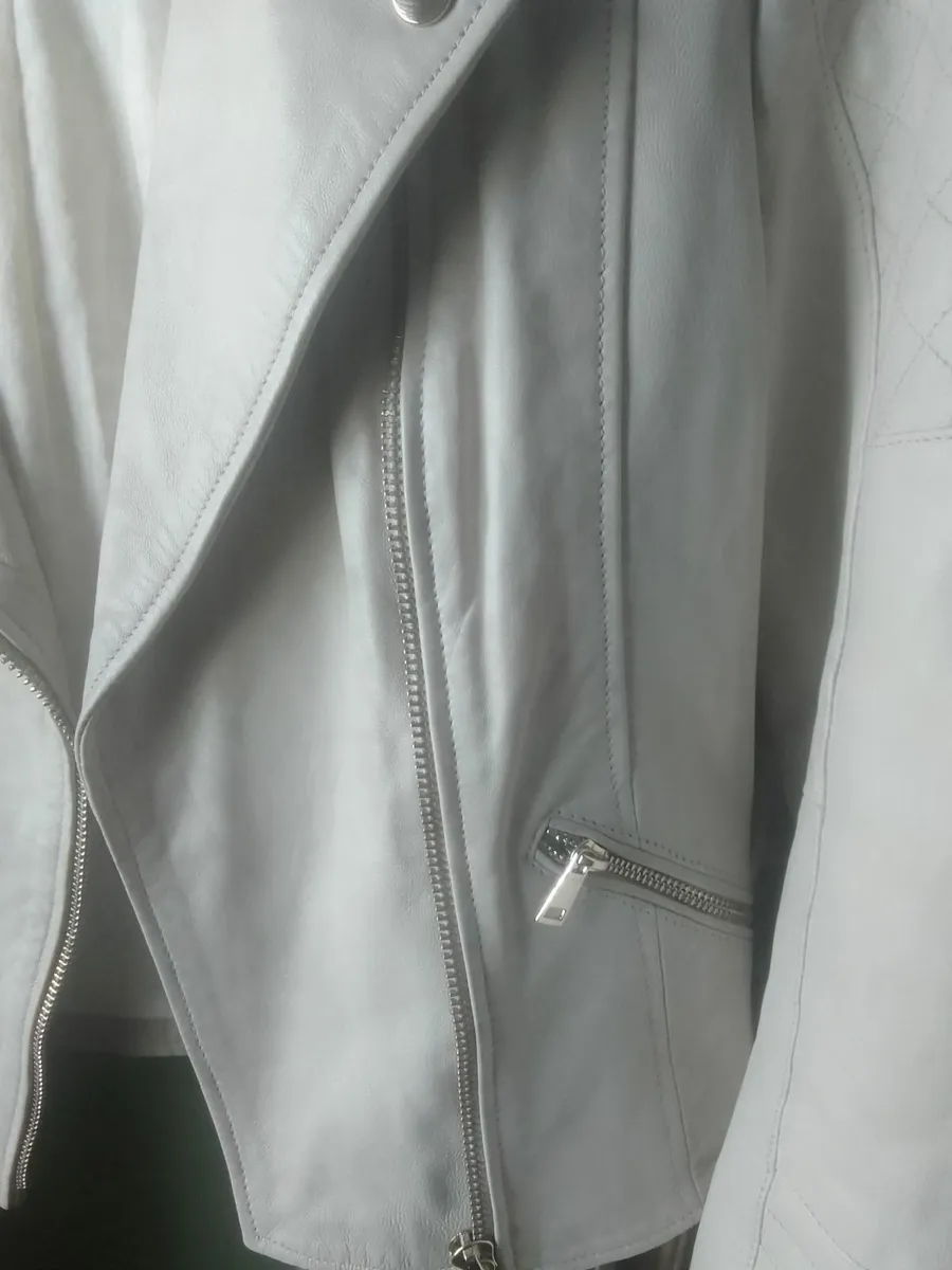 CREAM GENUINE LEATHER BIKER JACKET 14 as NEW - Image 4