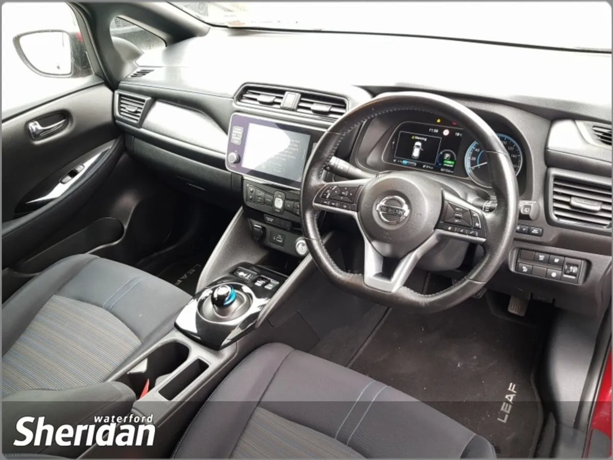 Nissan Leaf Leaf SV 40 kWh - Image 2