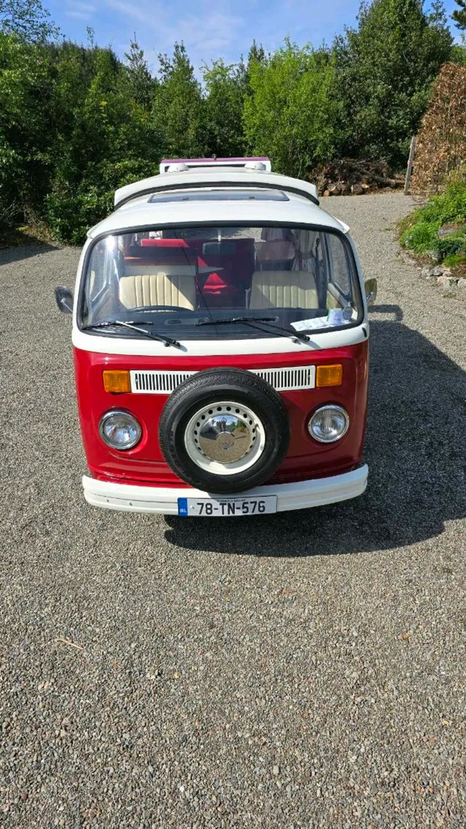 Volkswagen T2 Baywindow camper - Image 2
