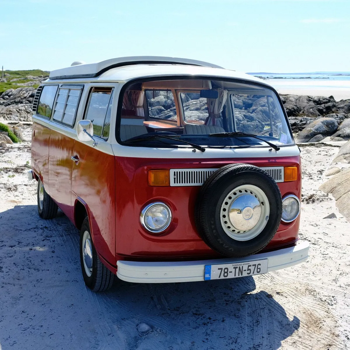 Volkswagen T2 Baywindow camper - Image 3