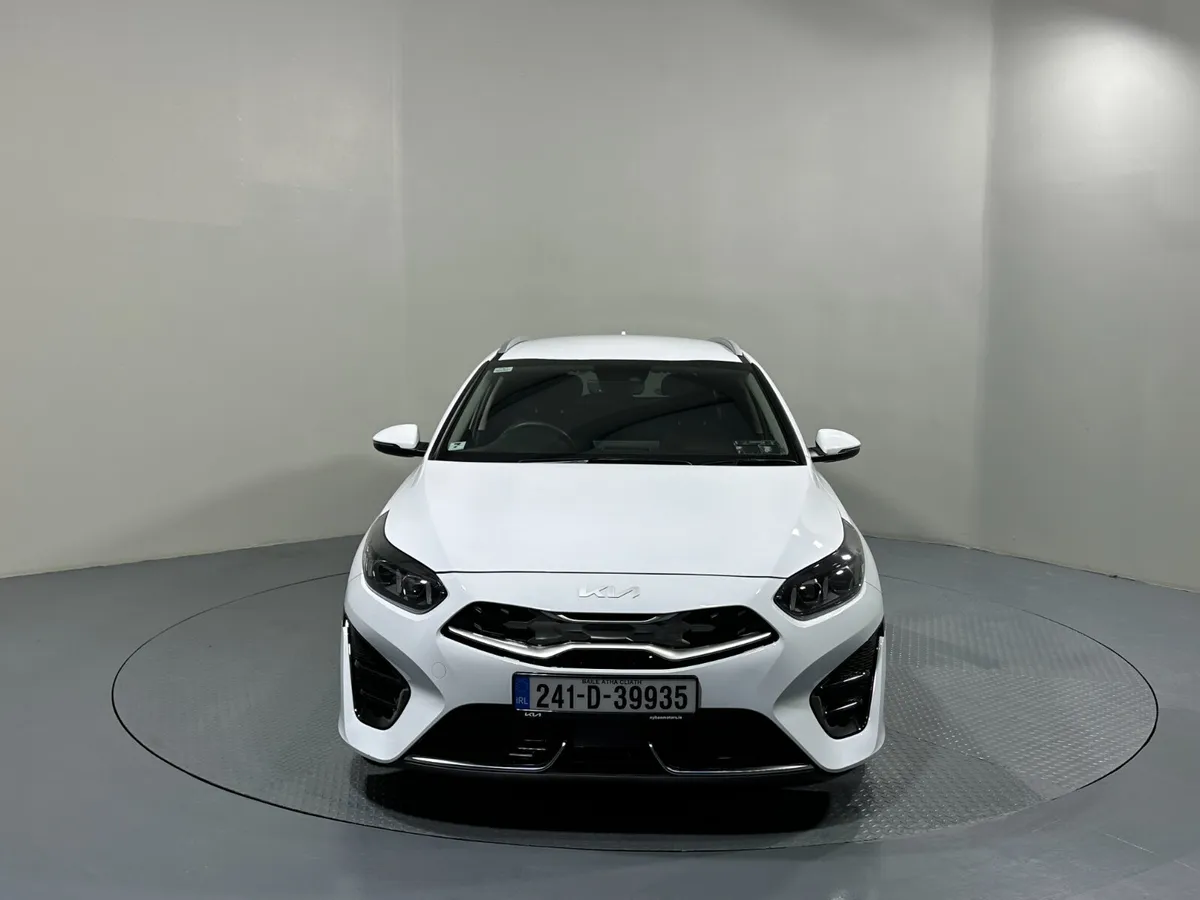 Kia Ceed Estate Sportswagon 1.6 Hybrid PHEV 241 (2 - Image 3