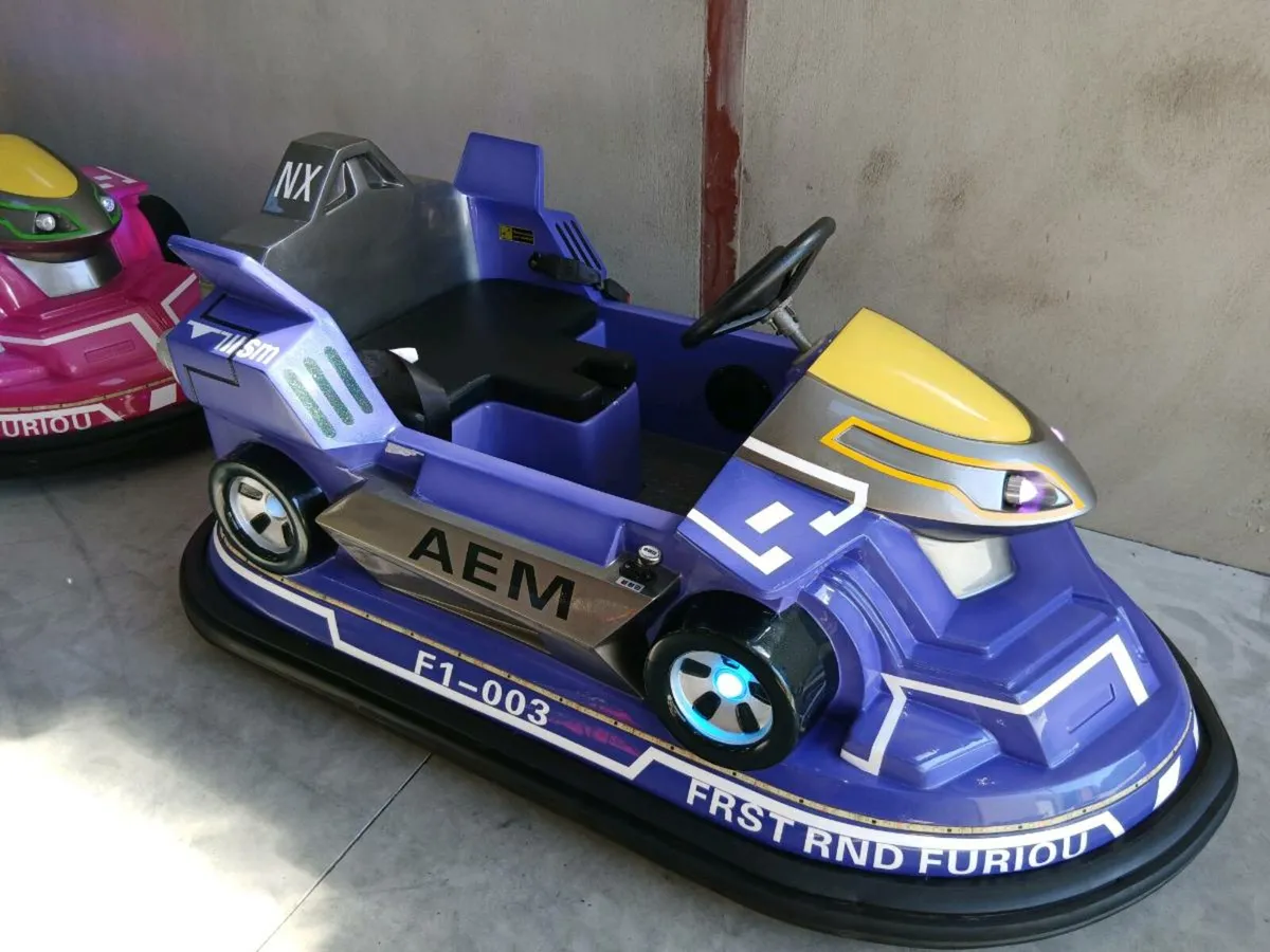 Bumper cars - Image 4