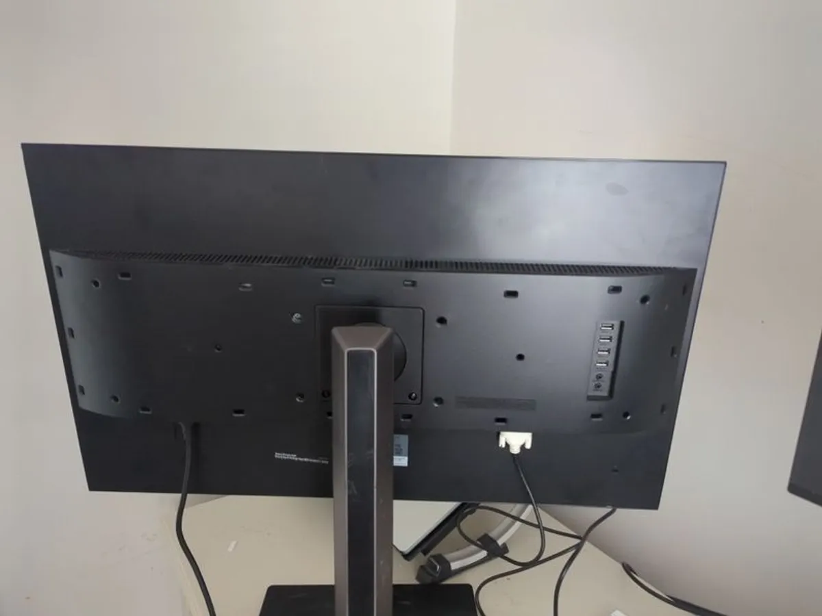 Samsung S32D850T 32' Monitor - Image 4