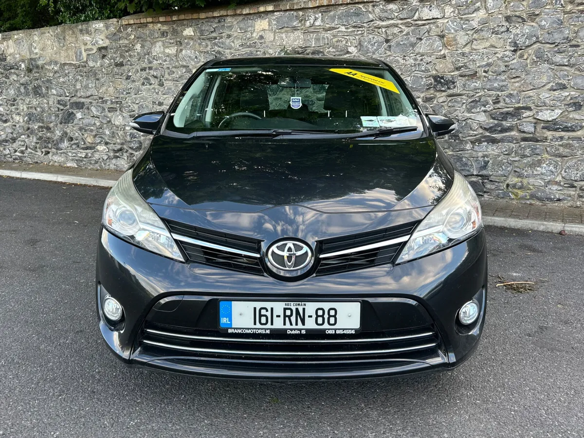 Toyota Verso 2016 Sol - Image 2