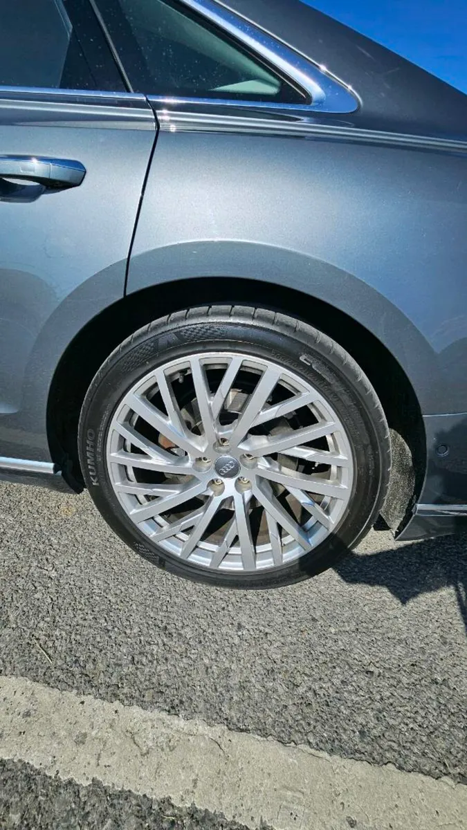 Audi A8 2018 3.0tdi Quattro - Image 4