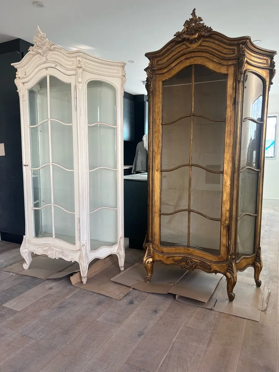 Cabinets - Shop display units. - Image 4