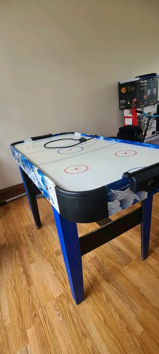 Rocket table - Image 1