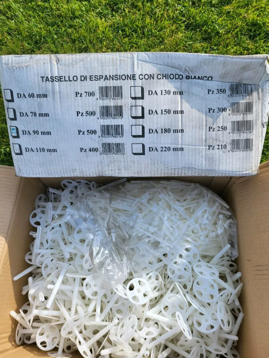 Insulation fixings with nails - Image 2